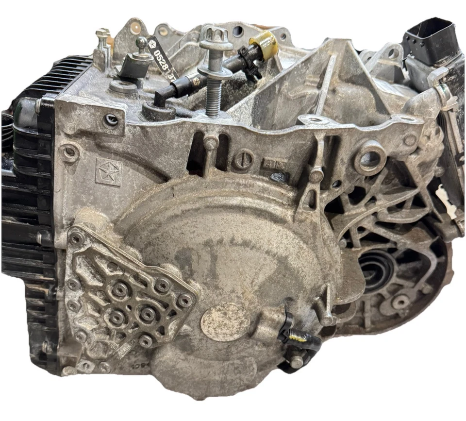 Jeep Cherokee 2014-2021 2,4 L 4x4 transmisión 9 velocidades 948TE/9 HP48 (DF5) 72 k millas Foto 3 de 4