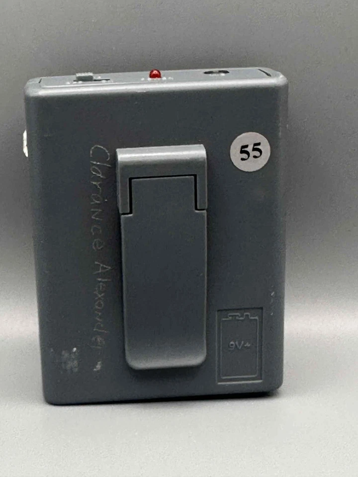 VHF High Band Wireless Transmitter 177.6 - Image 2 of 4