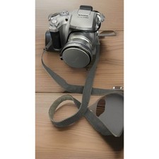 Fujifilm FinePix S Series S3000 3.2MP Digital Camera TESTED, BATTERIES  BAG