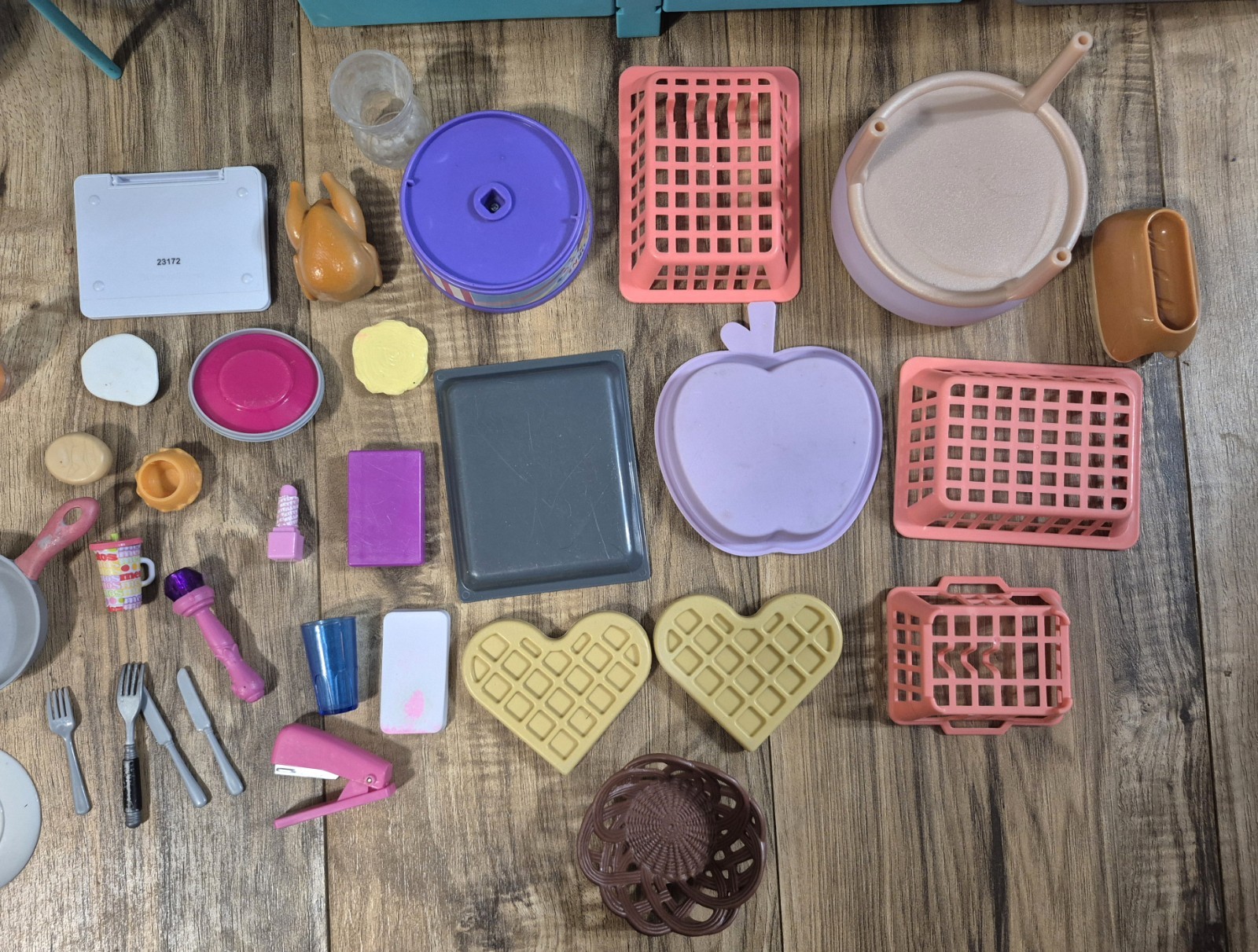 Our Generation Doll Kitchen Set Refrigerator With Kitchen Accessories For 18"