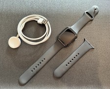 Apple Watch Series 4 - 44mm / GPS Cellular / Black Aluminum / Black Sports Band
