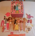 Estate Lot 7 Vintage 1960s 70 80s BARBIE Doll w/ Extra Dolls Clothing Trunk Case