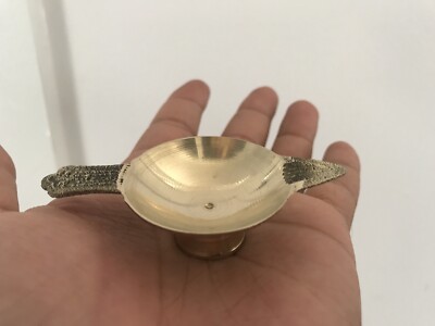 DIYA DIVA DEEYA ÖL METALL LAMPE DEEPAK HINDU TEMPEL PUJA ARTIKEL AARTI GEBET