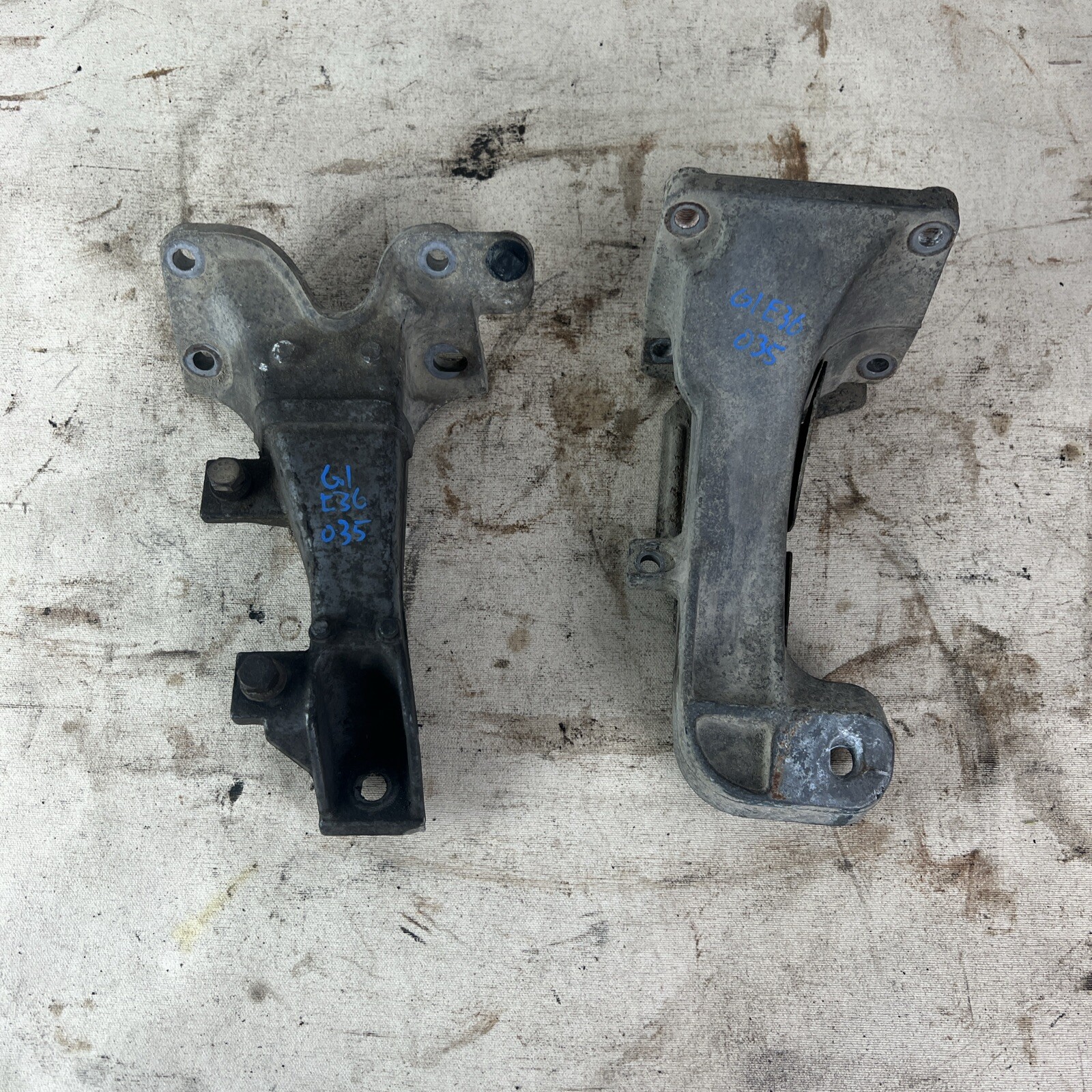 BMW E36 S52 M52 M50 S50 19921999 OEM ENGINE MOUNT ARMS LEFT/RIGHT eBay