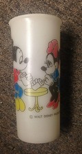 authentic WALT DISNEY PRODUCTIONS MICKEY AND MINNIE MOUSE TUMBLER CUP cute DRINK
