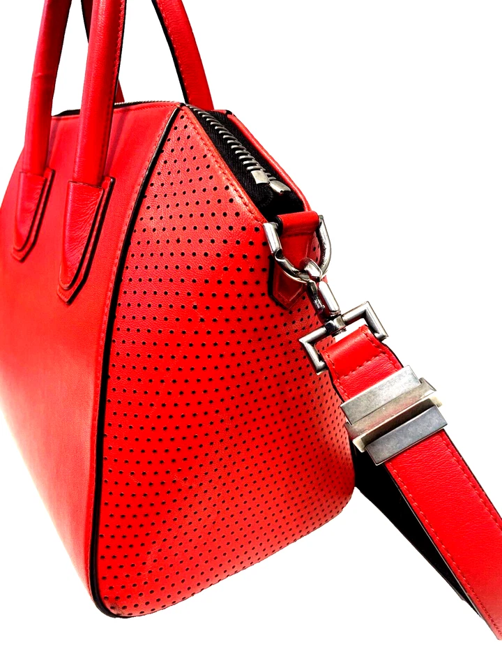 Bolso pequeño rojo Givenchy Antigona piel de cabra azúcar Foto 4 de 4