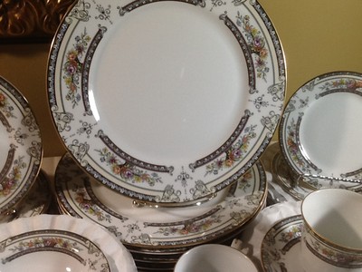 Mikasa CAMBRIDGE Fine China 4 Place Settings L9015 Discontinued | eBay