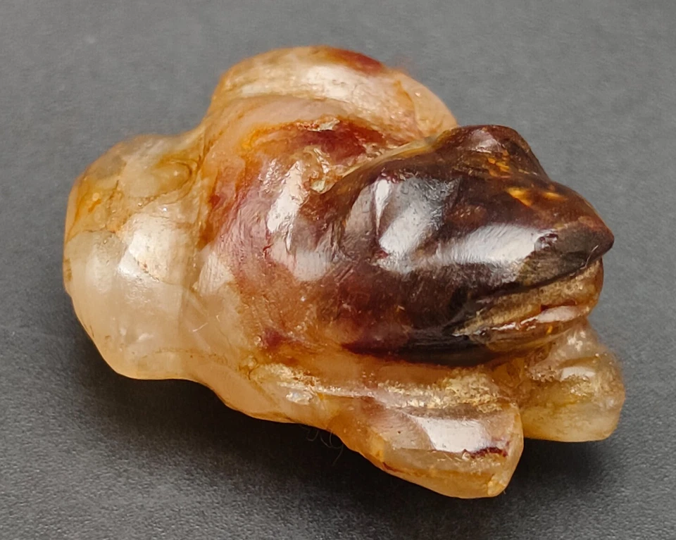 Antiguo abalorio de rana tallada en piedra de ágata gelatina estilo PYU birmano del sur de Asia #CP1072 Foto 2 de 4