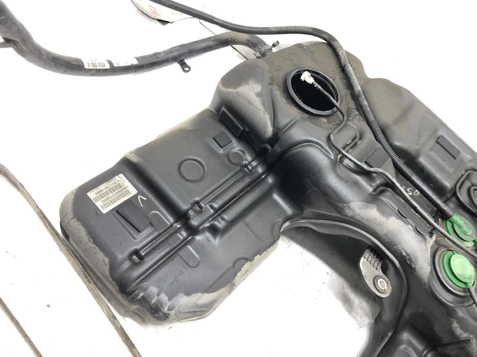 BMW X6 E71 2008-2014 depósito de gasolina fabricante de equipos originales. Foto 3 de 4