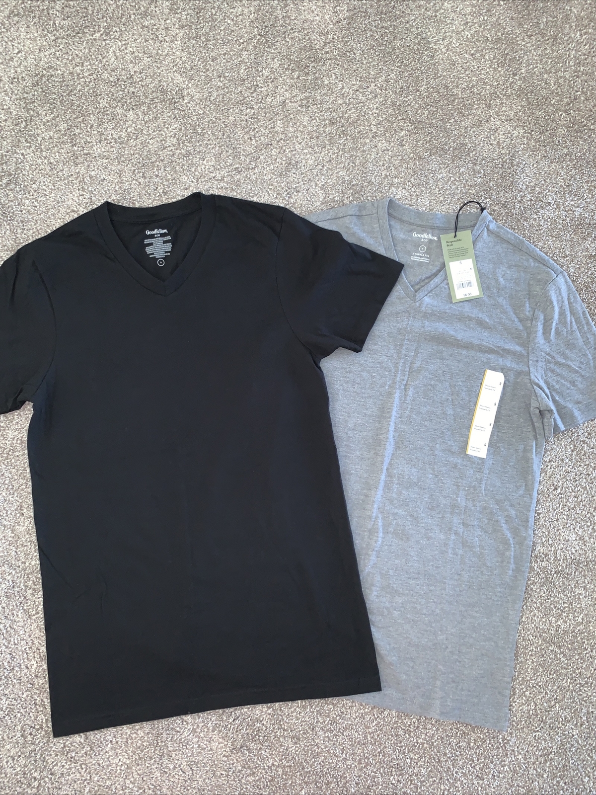 NWT Men’s Goodfellow & Co V Neck Lyndale Tee T Shirt Gray Black Size S ...