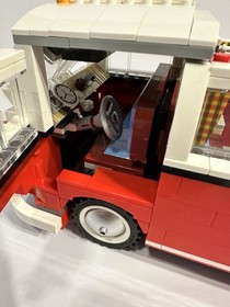 LEGO Creator Expert: Volkswagen T1 Camper Van (10220)