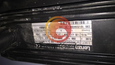 1PC USED Lenze motor MDSKSRS056-33