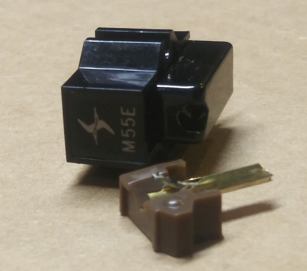 Vintage Shure M55E Turntable Cartridge with Original Nude Stylus
