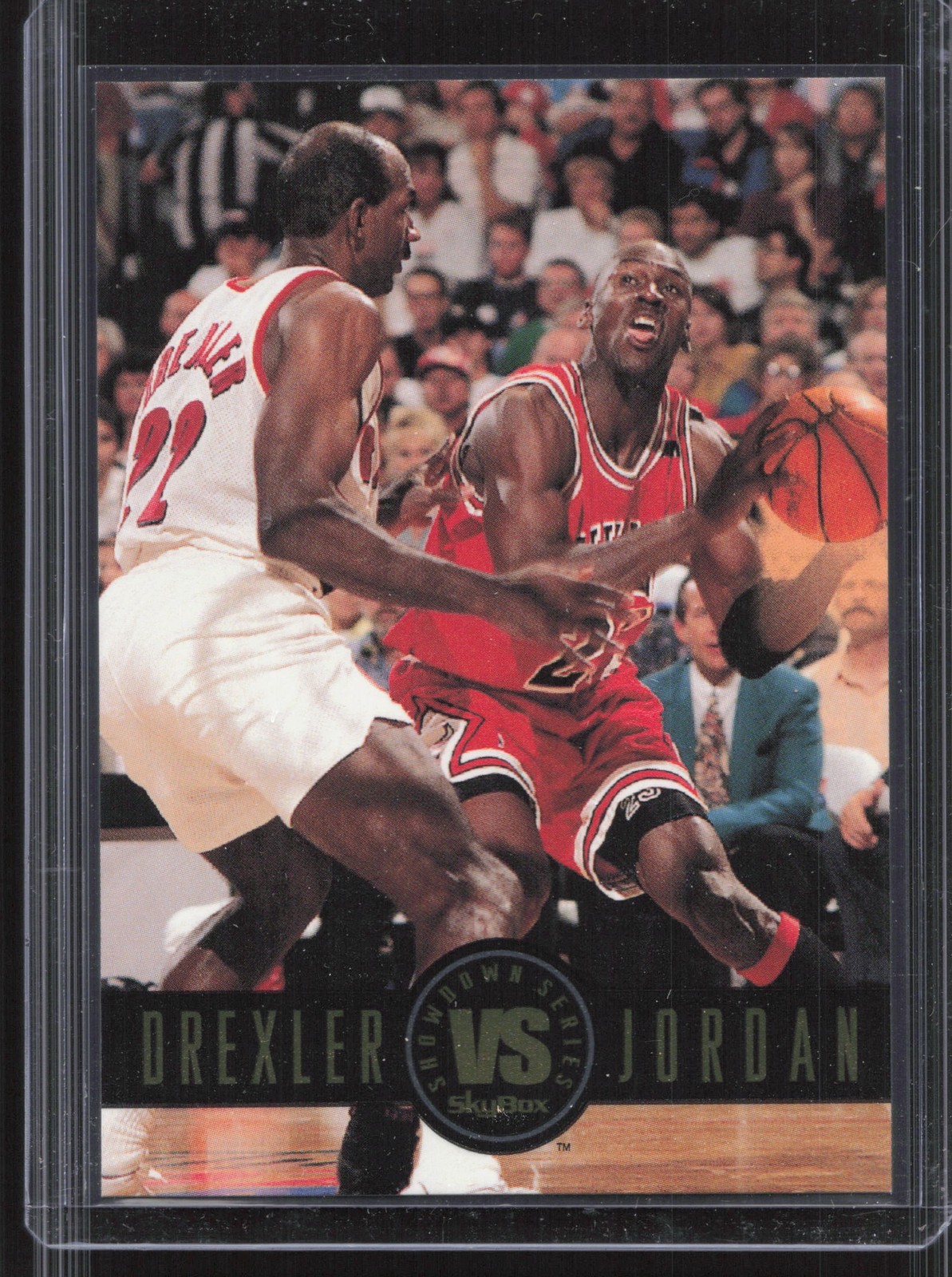1993-94 SkyBox Premium #SS11 Clyde Drexler / Michael Jordan Showdown Series