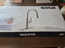 KOHLER Revolv 1-Handle Pull Down Sprayer Kitchen Faucet in Vibrant Stainless
