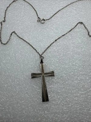 Sterling Silver 21’ Chain & Vintage Crusifix Cross Pendant Hallmarked - Image 1 of 4