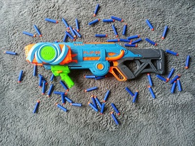 Nerf Blaster   Flip 32   Top Zustand   voll funktionsfähig