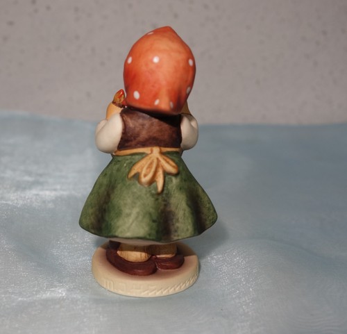 Figura de porcelana Hummel Hum 385 - Pollillo - Gerhard Skrobek 8 cm - Imagen 4 de 6