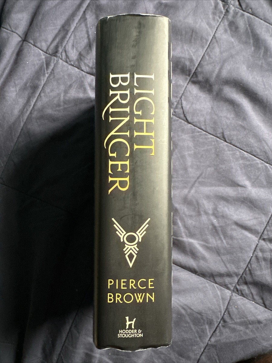 Pierce Brown Light Bringer Hardcover Red Rising Series (UK
