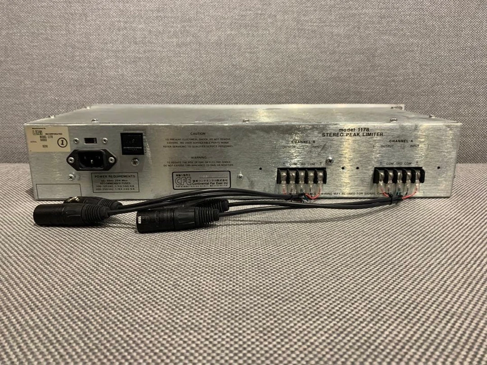 Equipo de audio compresor estéreo UREI 1178 totalmente funcional usado de Japón Foto 2 de 3