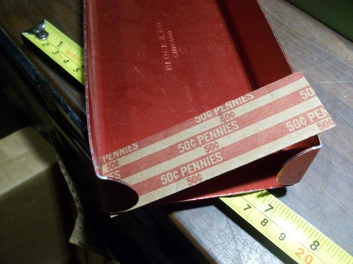 (1) CENT ROLL COIN COLLECTING BANKER TRAY METAL made by BLOCK &Co Chicago $10 fv