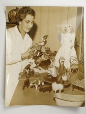 Mrs Bullard Worcestershire County Museum Antique Dolls Hartlebury Castle 1965