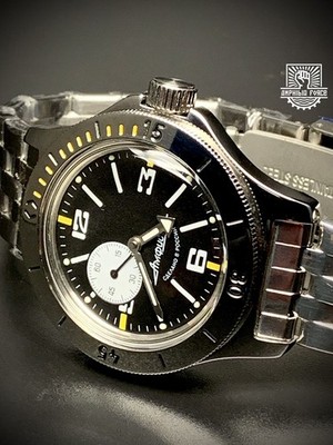 Vostok Amphibia 12073B mit Armband. Nagelneu aus Barcelona verschickt