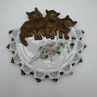 Vintage Westmoreland White Milk Glass Three Kittens Plate Dish 7'' Gold-tone Cats