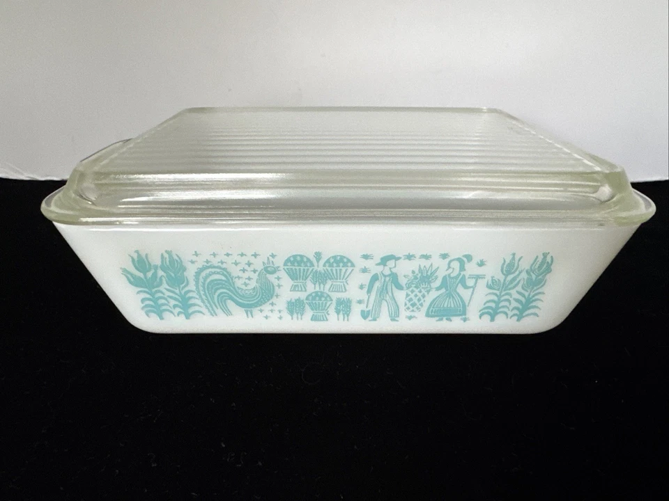 VINTAGE PYREX AMISH BUTTERPRINT  REFRIGERATOR DISH SET w Lids 8 PIECES CLEAN - Image 2 of 4