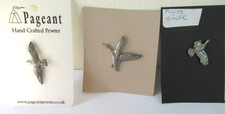 3 ENGLISH PEWTER PIN BADGES PAGEANT BRAND NEW RED KITE, MALLARD & FLYING GROUSE