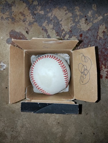 Jose Cruz Jr ONLB Autographed Baseball Houston Astros - Picture 4 of 5