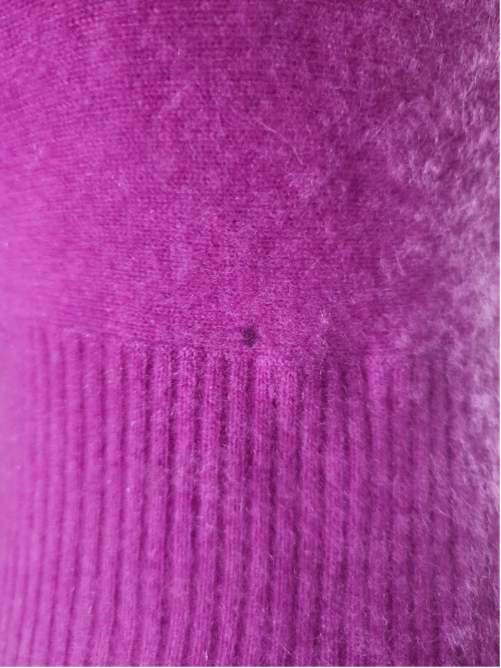 Suéter de cachemir vintage Betsey Johnson Foto 3 de 4