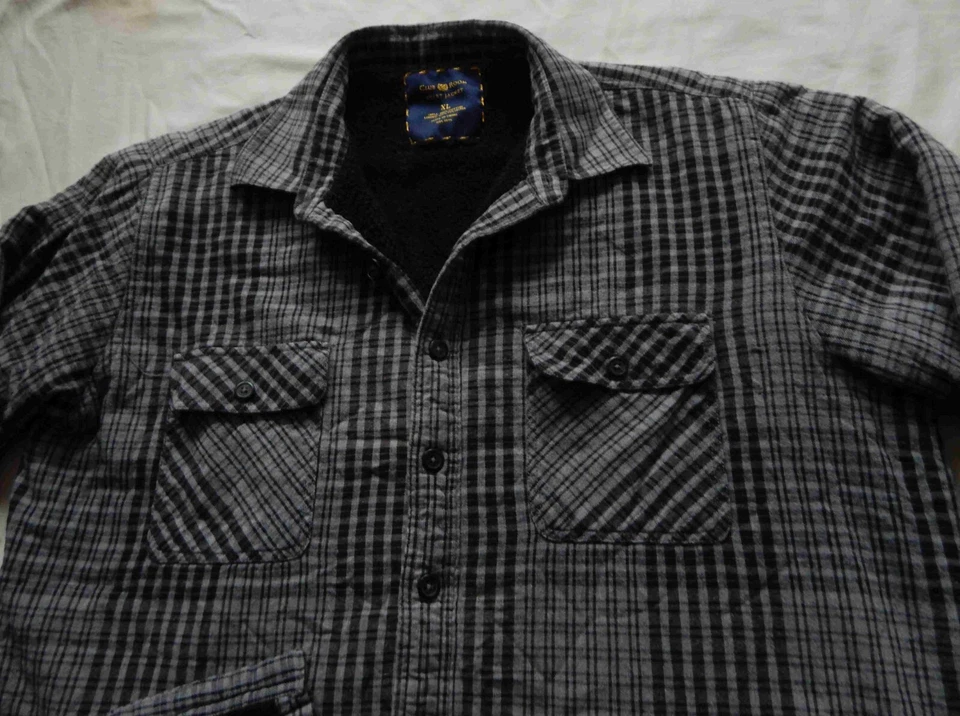 Fleece Lined Gray Black Plaid Work Quilted Flannel Shirt Jacket - XL Insulated - Image 4 of 4
