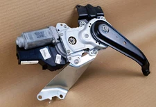 Toyota Sienna 2011-2014 Tailgate Liftgate Pull down Motor 68910-08020 Oem Used