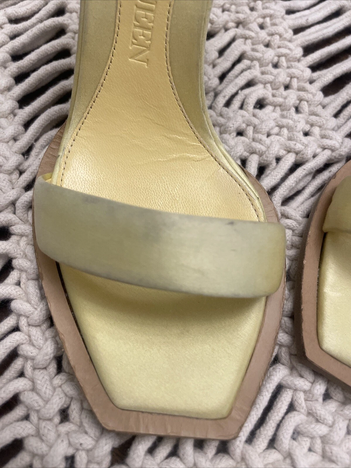 Alexander McQueen cinturino alla caviglia tacco a spillo taglia 35 5 us