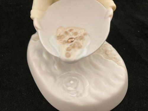 Vintage Precious Moments You're One In A Million To Me Figurine with Box - Picture 6 of 12