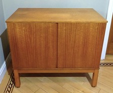 Mid Century Retro Vintage Teak Hi Fi Cabinet by Hacker Radio Model No. R1000A