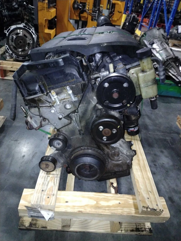 Conjunto completo de motor usado se adapta a: Mazda CX-7 2012 2,5 L bajas emisiones VIN 6 8º Foto 2 de 4