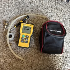 UEI EM152 Dual Differential Digital Manometer