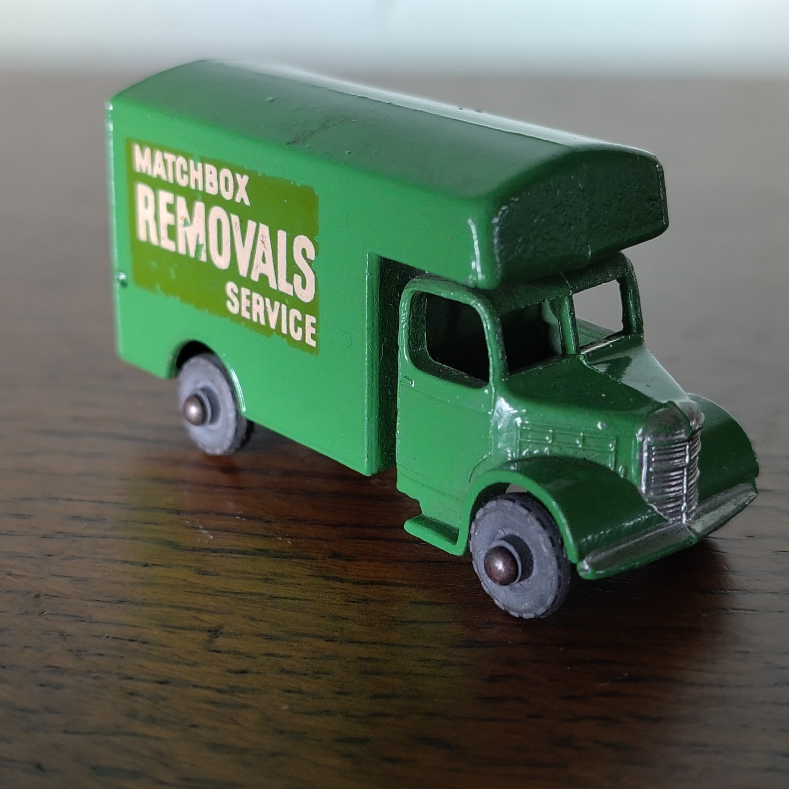 Matchbox 17a, Bedford Removals Van - Free Price Guide & Review