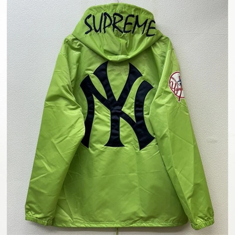 Veste d'entraîneur à capuche satin Supreme New York Yankees Majestic NY taille XL JP