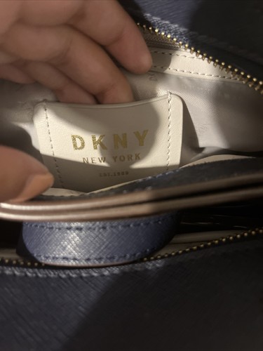 dkny AUTHENTIC bag new without tags - Picture 3 of 6