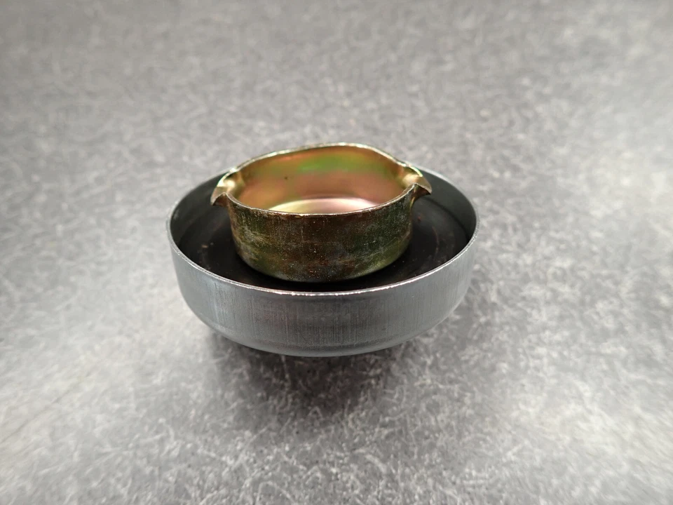 69 70 Buick LeSabre Wildcat Electra Tapa de tanque de combustible Tapa sin ventilación 1969 1970 Foto 3 de 4