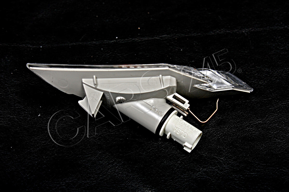 Original BMW M6 E63 E64 630i 635d Zusatzblinkleuchte weiss rechts  