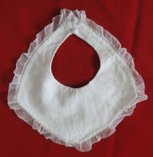 Old White Cotton Bib Embroidered by Hand Tulle N706