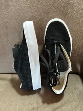 Size 5 - VANS Old Skool Black/True White