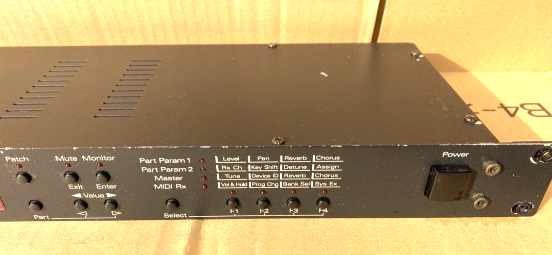 Roland Synthesizer Sound Expansion String Ensemble M-SE1 1U Rack