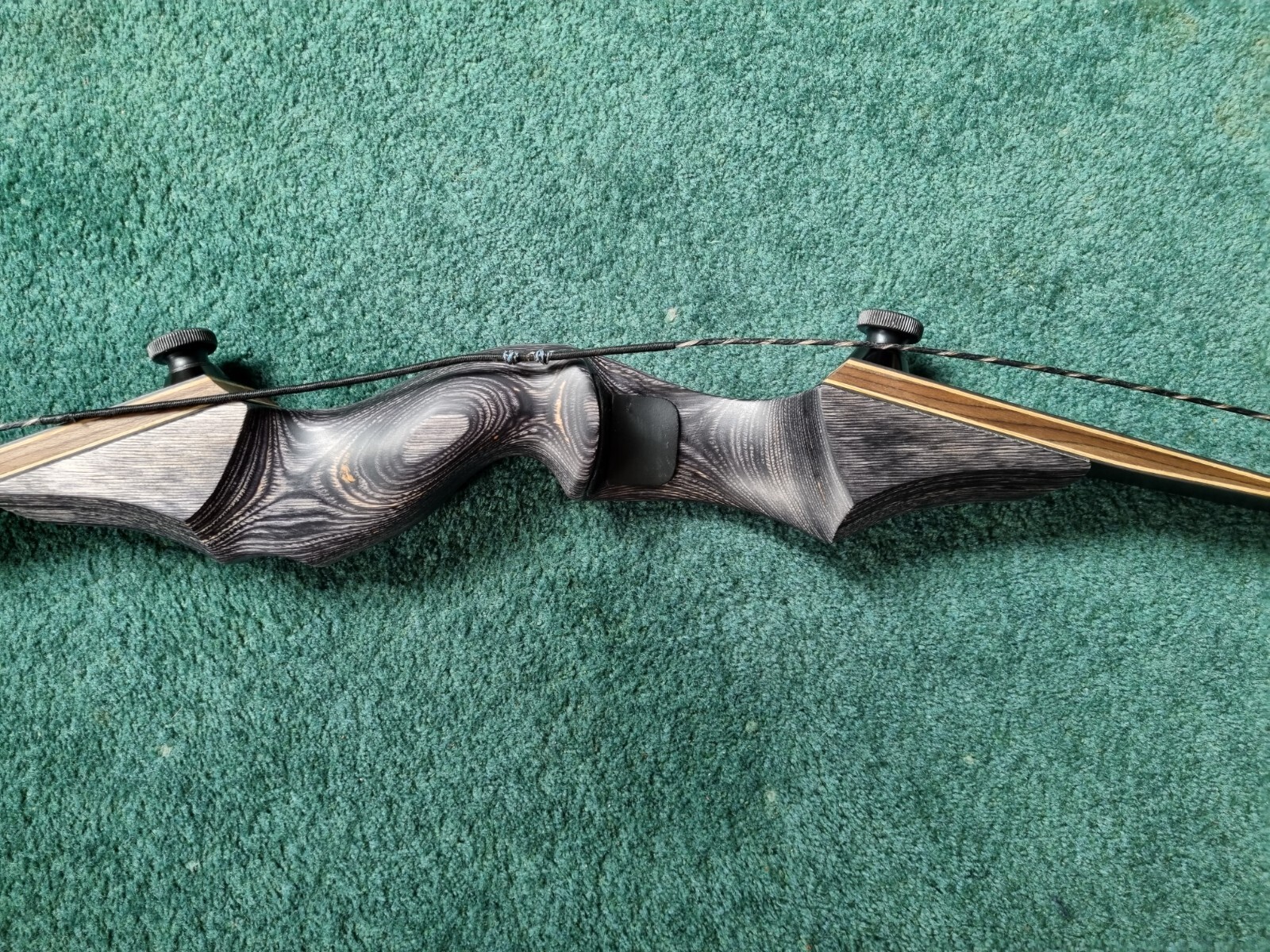 MANDARIN DUCK BLACK HUNTER MK11 TAKEDOWN RECURVE BOW 40LB WITH BOW BAG
