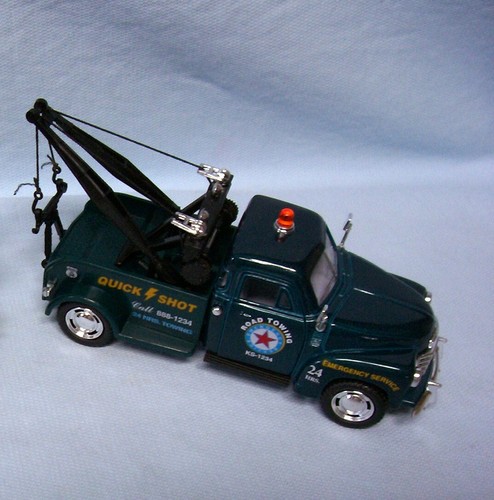ACTION DIECAST WRECKER 1:38 Scale Choice Color 1953 Chevrolet 3100 TowTruck (A1) - Picture 16 of 25