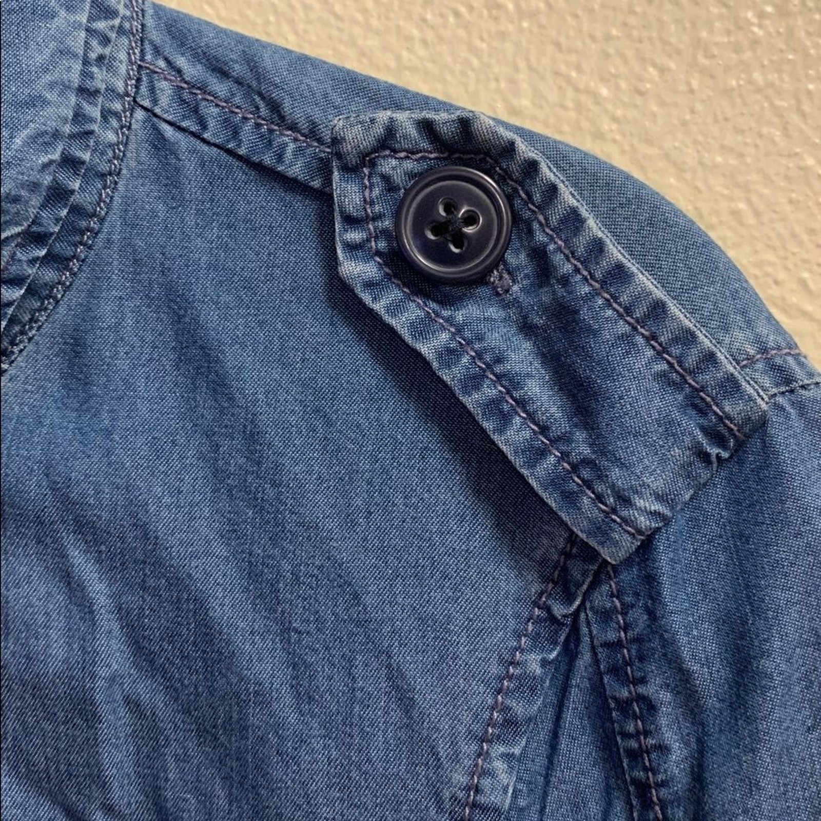 Gap Denim Chambray Utility Shacket Jacket Women’s… - image 5